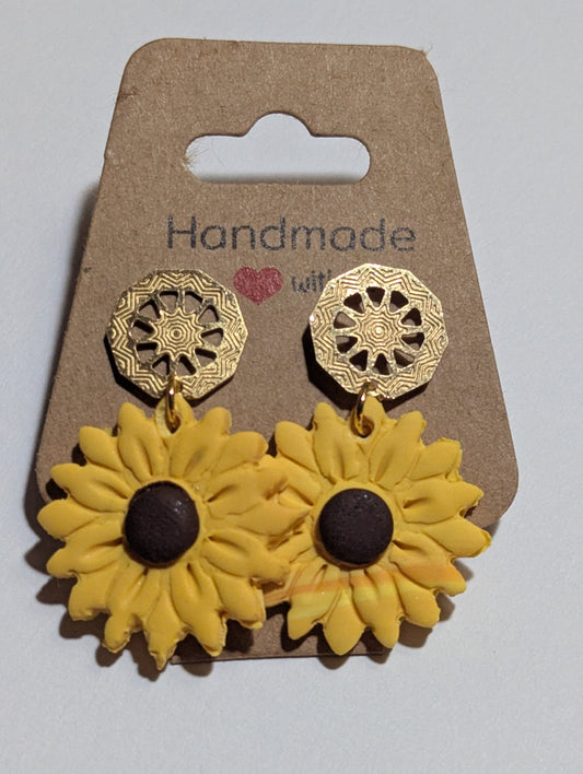Handmade Sunflower Dangle Earrings – Bright Yellow Floral Statement Jewelry