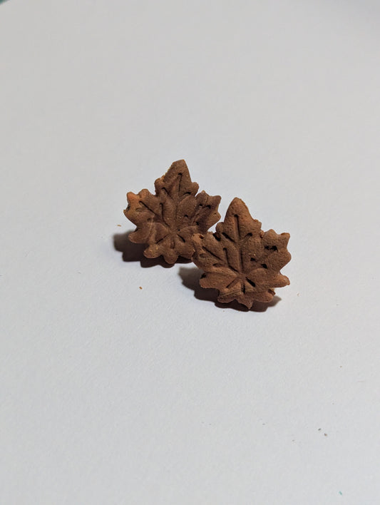Rustic Autumn Leaf Earrings – Handmade Brown Maple Leaf Studs, Nature-Inspired Fall Jewelry